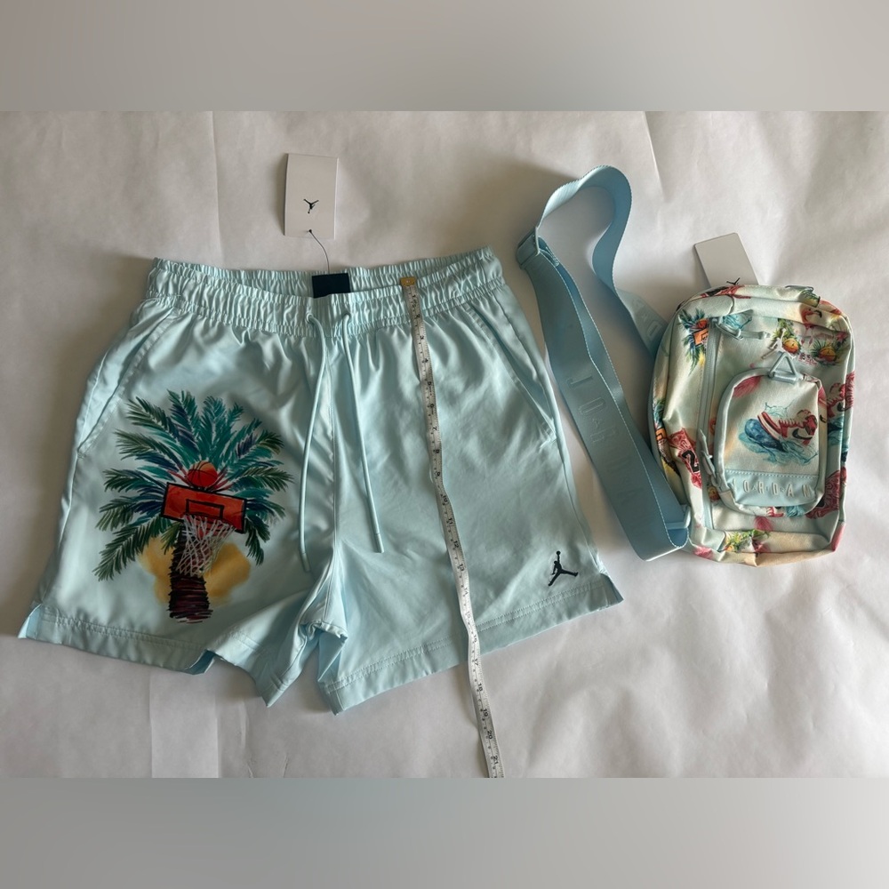 Jordan men’s Light Blue Palm Basketball-Graphic Shorts and cross pack